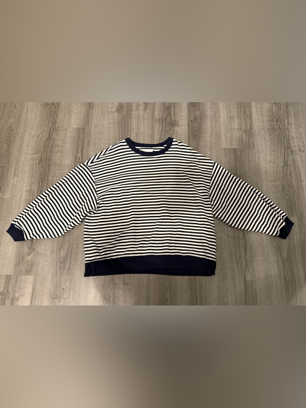 Aerie Tres Chic Sweatshirt